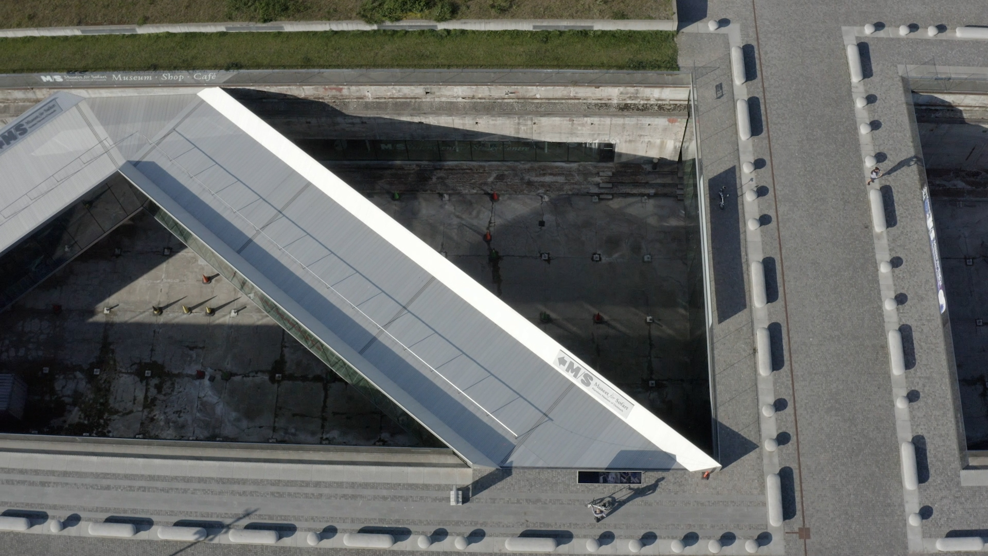 Utzon on the Road