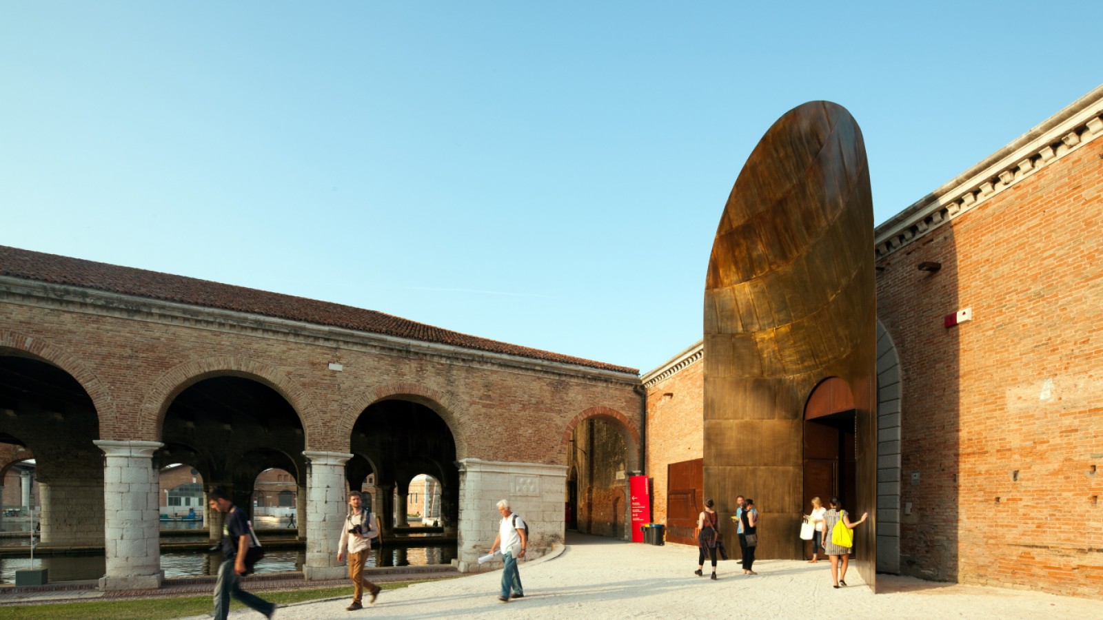 Foto af Italiens pavillon på Arkitektur Biennalen