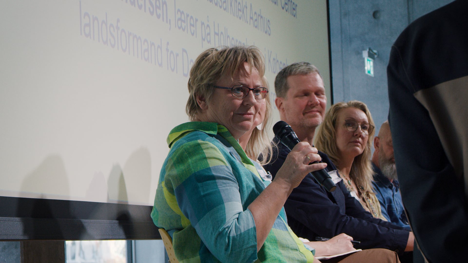 remote video thumbnail