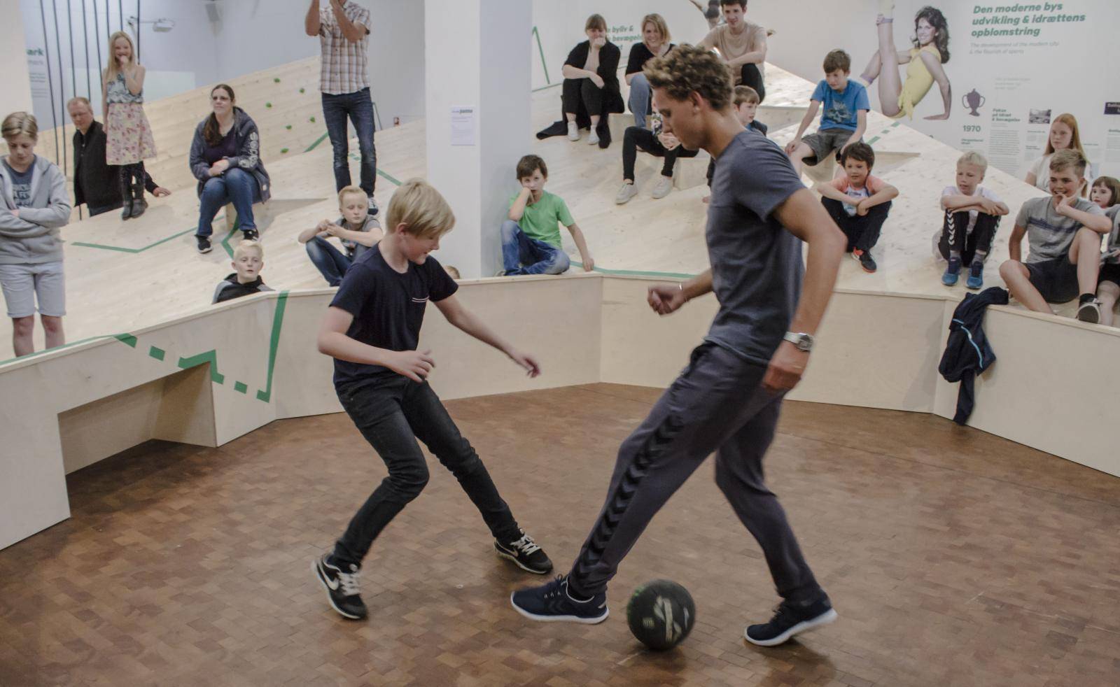 Foto fra udstillingsåbning