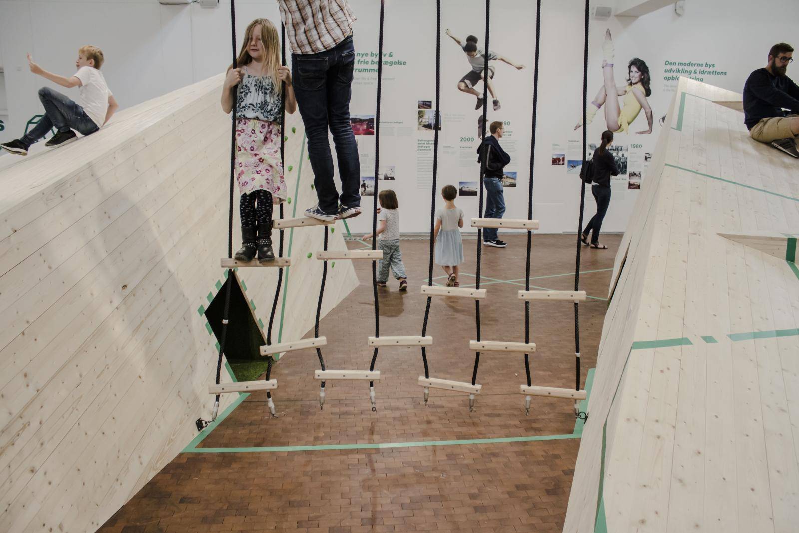 Foto fra udstillingsåbning