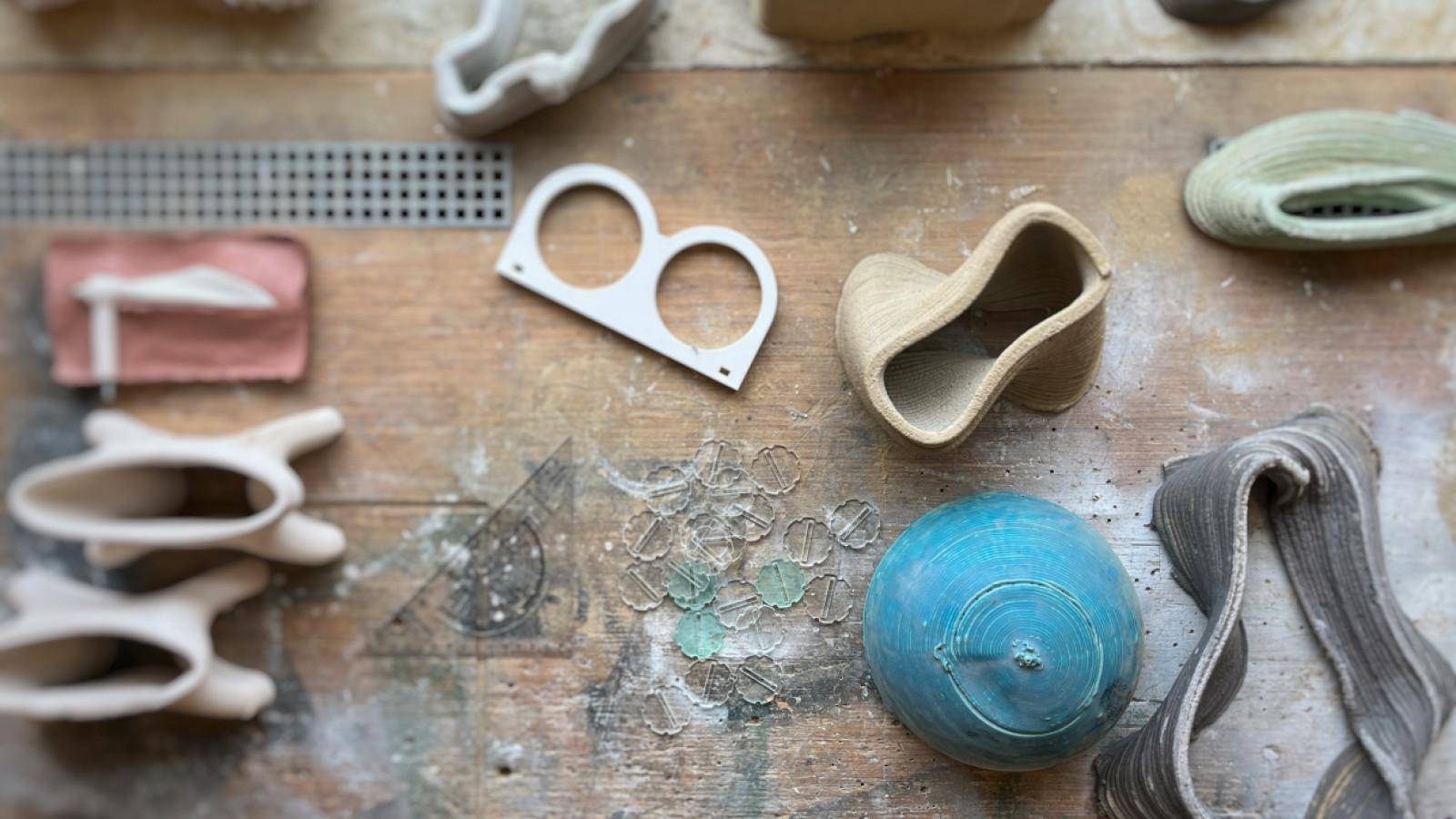 Foto af værkstedsbord